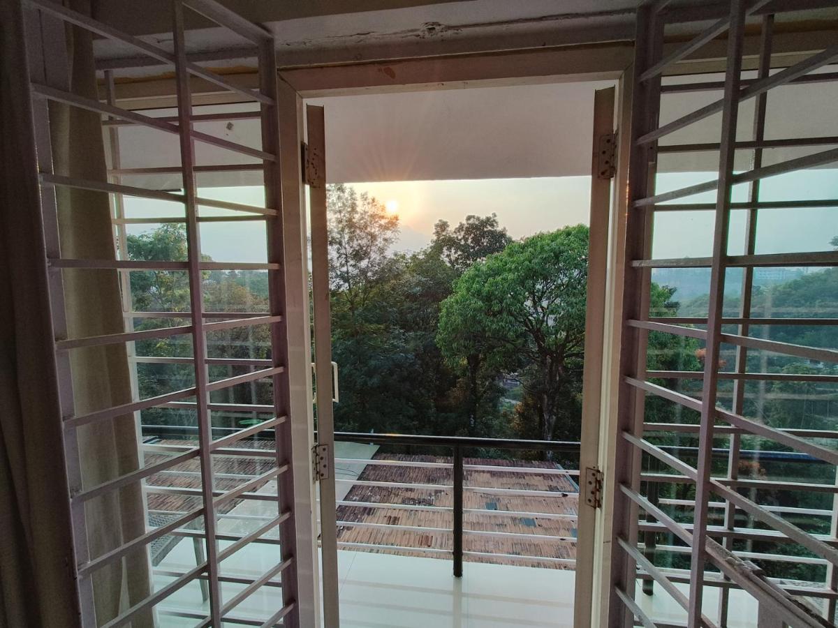 Red Stone Villas Coorg Madikeri Kültér fotó