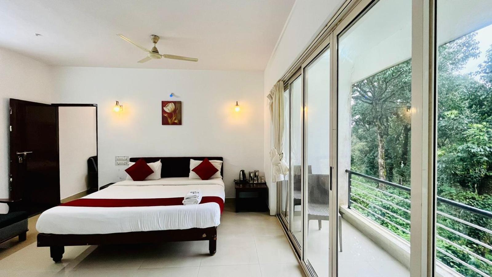Red Stone Villas Coorg Madikeri Kültér fotó